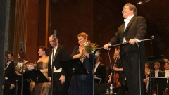 Момент от концертното изпълнението на операта „Оберто, граф ди Сан Бонифачо” в Парижкия театър „Шан-з-Елизе” на 19 ноември 2011 година.