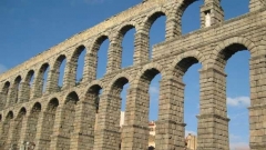 Римският акведукт в Сеговия
