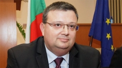 Kryeprokurori i ri i Bullgarisë, z. Sotir Cacarov ngulmon mbi një model të ri të akuzimit shtetëror.