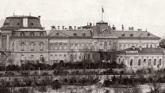На какви ли гозби е станал свидетел княжеския дворец тогава - в първата половина на ХХ век...